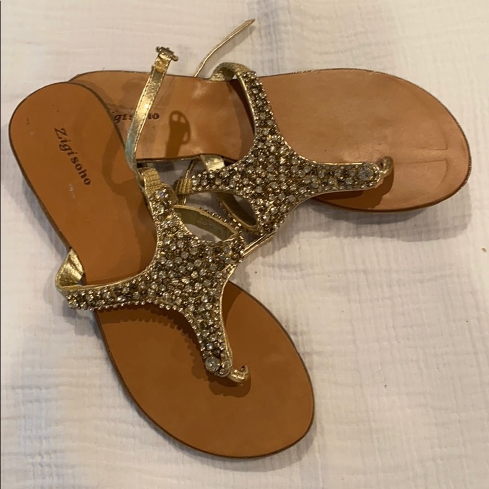 Gold women’s sandals 8